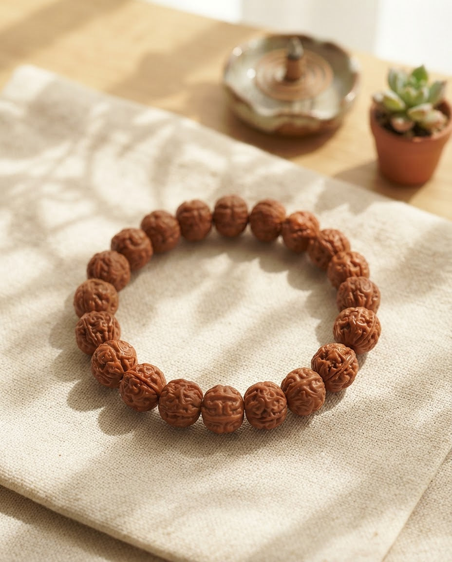 Red Sandalwood Pixiu Bracelet – Chinese Inspired Wooden Bracelet for Prosperity, Protection Symbolism & Positive Energy