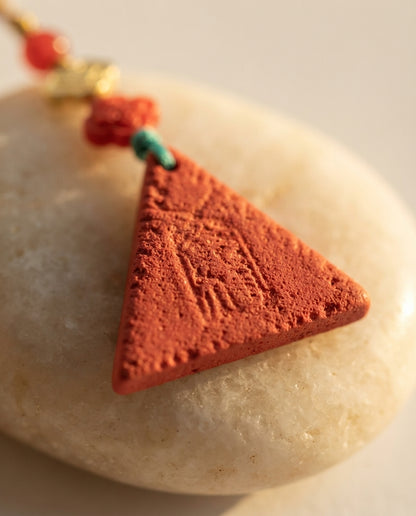 Cinnabar Triangle Peace Talisman Pendant – Traditional Chinese Blessing Charm for Harmony, Protection Symbol & Positive Energy  中文参考：
