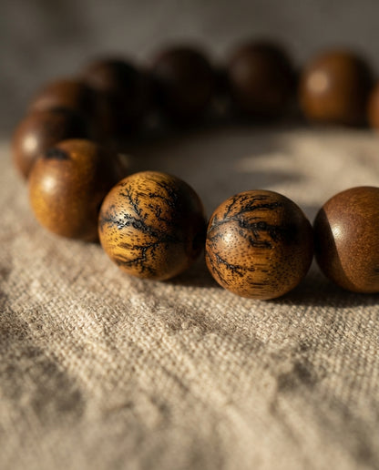 Lightning-Struck Jujube Wood Bracelet – Natural Wood Bracelet for Grounding, Calm Energy & Positive Protection Symbolism