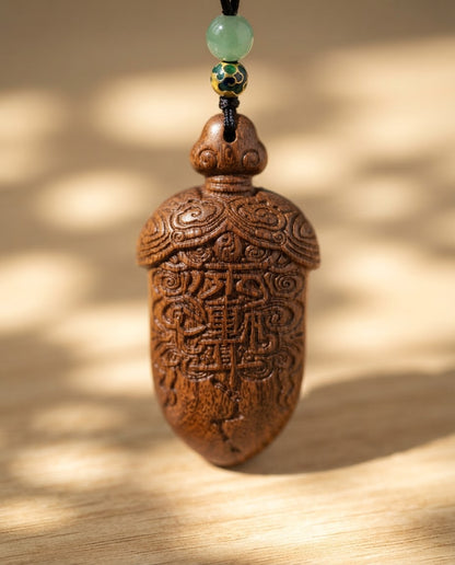 Lightning-Struck Jujube Wood Blessing Pendant – Traditional Chinese Wooden Charm for Peace, Balance & Positive Energy