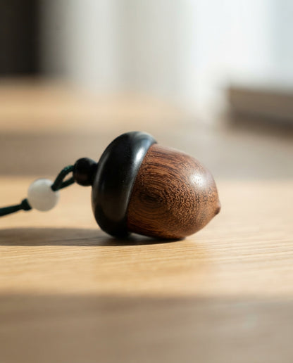 Natural Acorn Lucky Charm Ornament – Symbol of Growth, Abundance & Long-Lasting Success